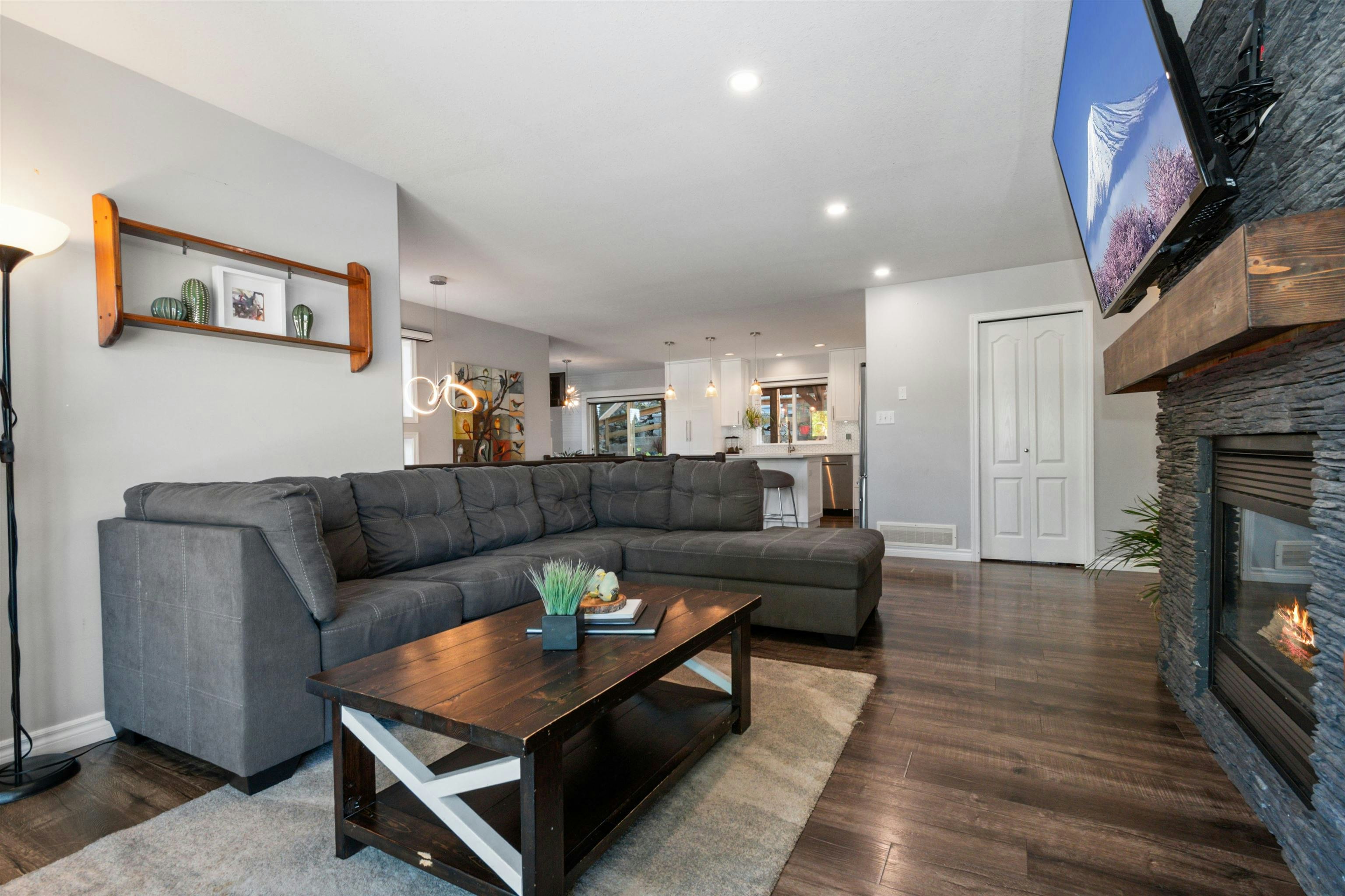 5379 Skyview Crescent, Chilliwack, BC, V2R 4G1 - 16