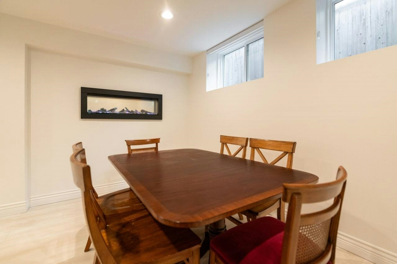 3595 Princess Avenue, North Vancouver, BC, V7N 2E4 - 21