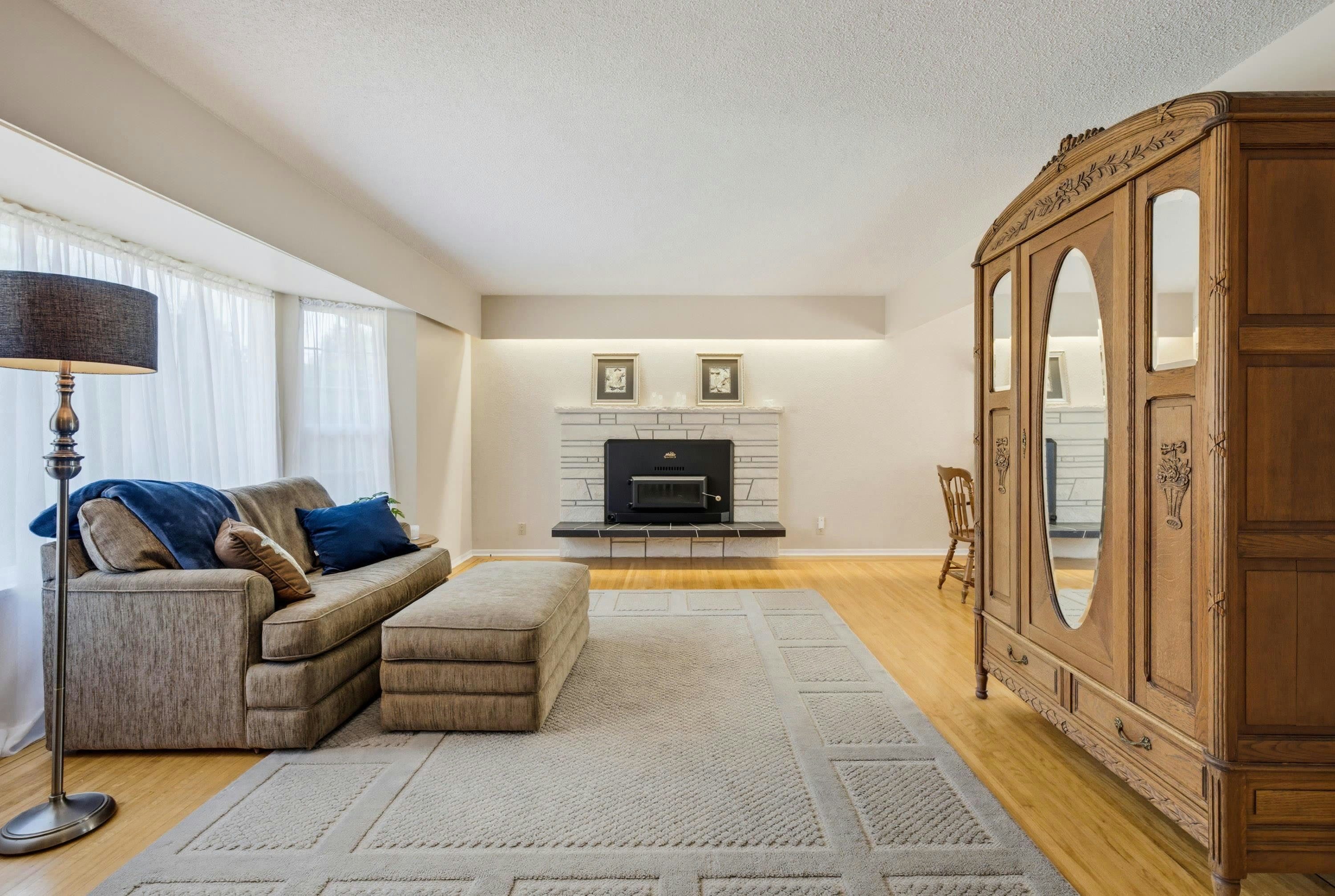 5247 57 Street - 4