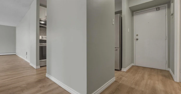 302-3755 Bartlett Court, Burnaby, BC, V3J 7G7 - 13
