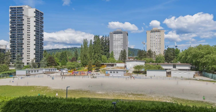302-3755 Bartlett Court, Burnaby, BC, V3J 7G7 - 9