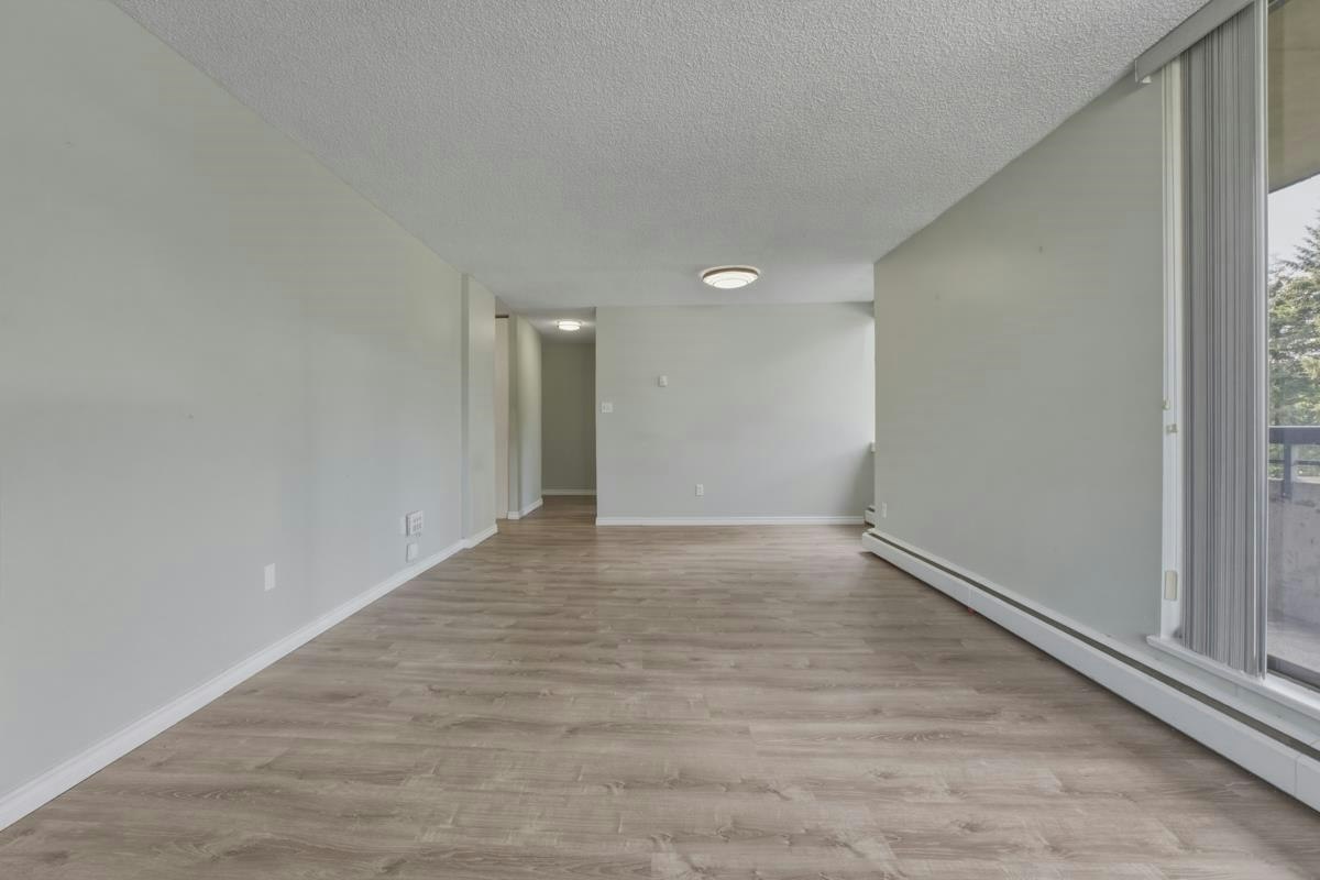302-3755 Bartlett Court, Burnaby, BC, V3J 7G7 - 4