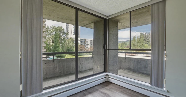 302-3755 Bartlett Court, Burnaby, BC, V3J 7G7 - 6