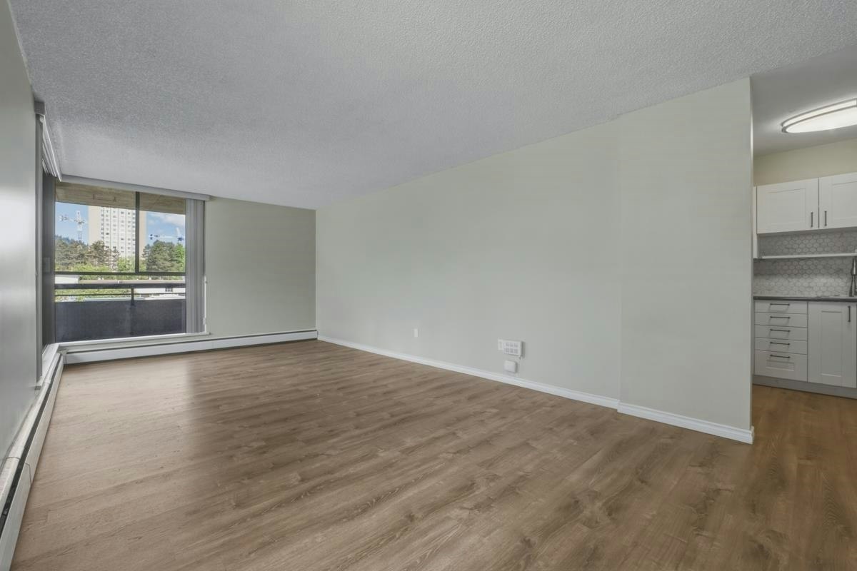 302-3755 Bartlett Court, Burnaby, BC, V3J 7G7 - 10
