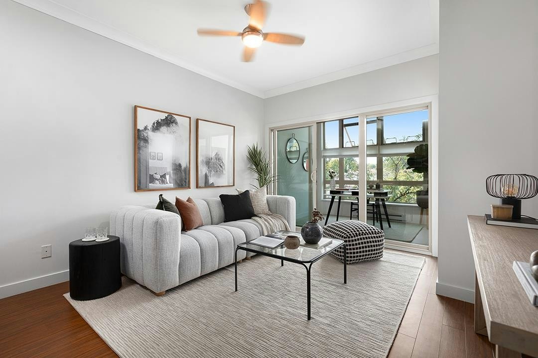 207-707 E 20th Avenue, Vancouver, BC, V5V 0B3