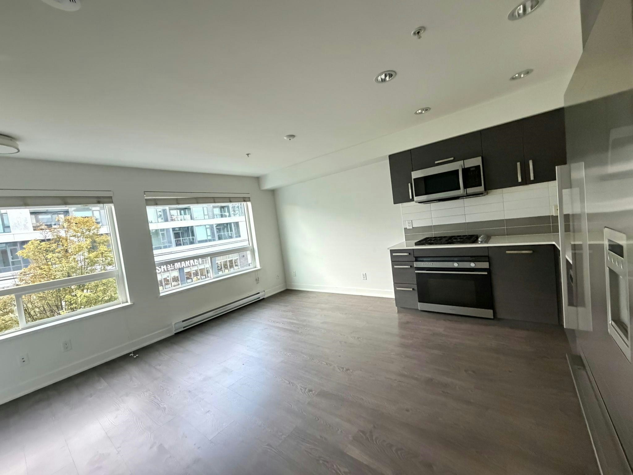 2**-2858 W 4th Avenue, Vancouver, BC, V6K 1R2