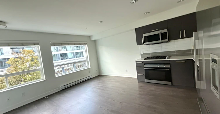2**-2858 W 4th Avenue, Vancouver, BC, V6K 1R2