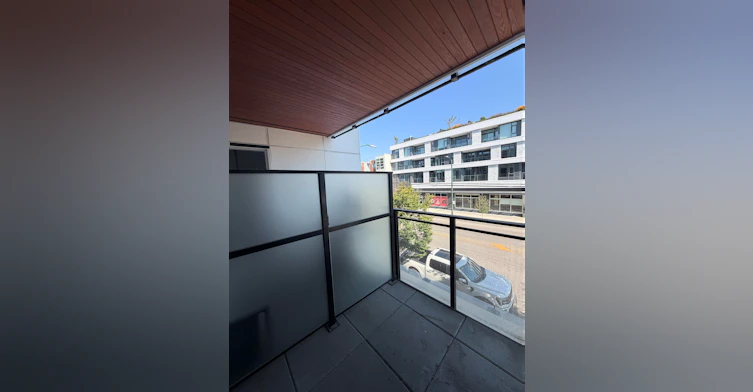 2**-2858 W 4th Avenue, Vancouver, BC, V6K 1R2 - 5