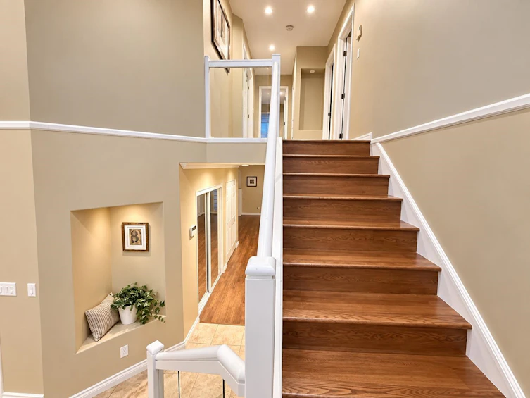 2902 Paul Lake Court, Coquitlam, BC, V3C 6A3 - 9