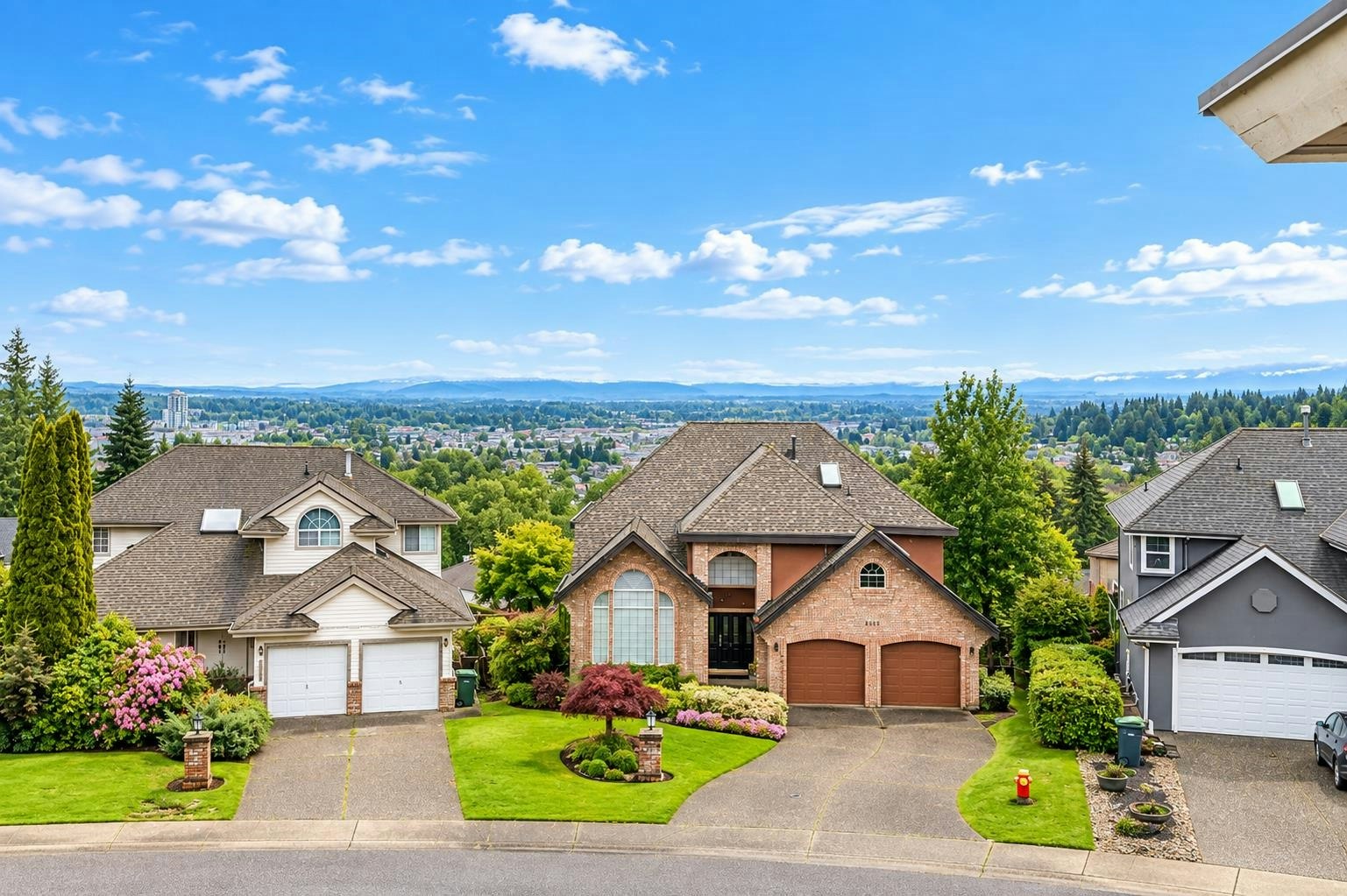 2902 Paul Lake Court, Coquitlam, BC, V3C 6A3 - 21