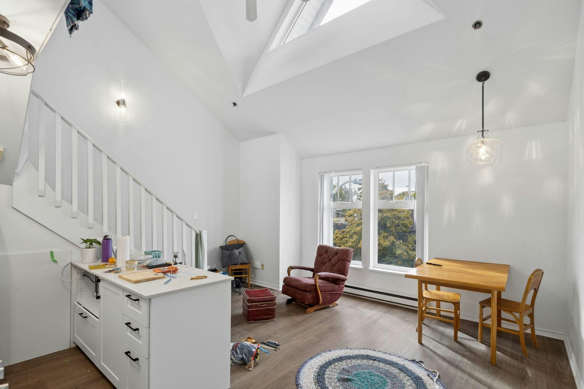 6-2023 West 4th Avenue - 4