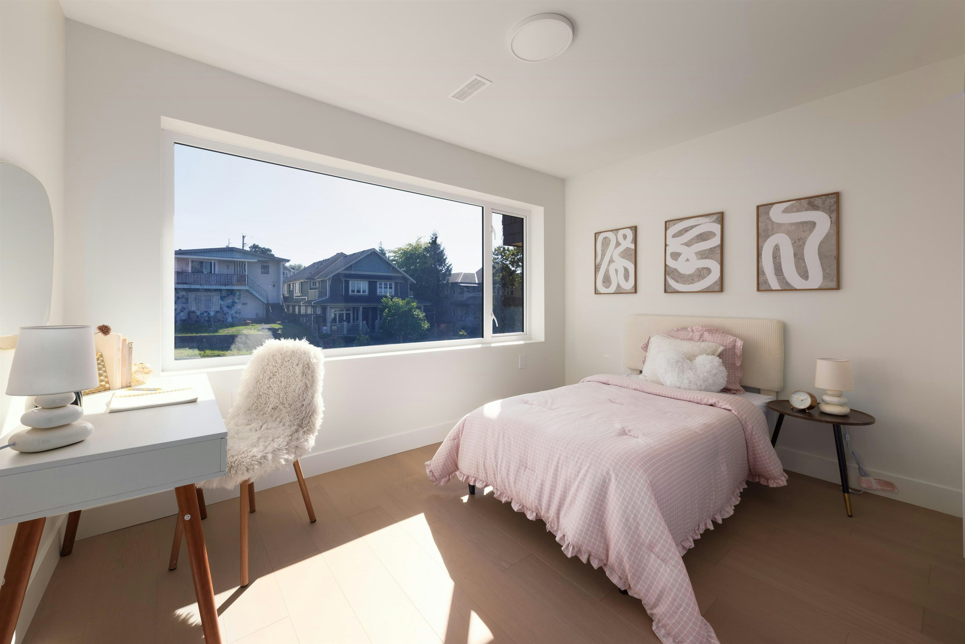 103-1837 E Georgia Street, Vancouver, BC, V5L 2B5 - 23