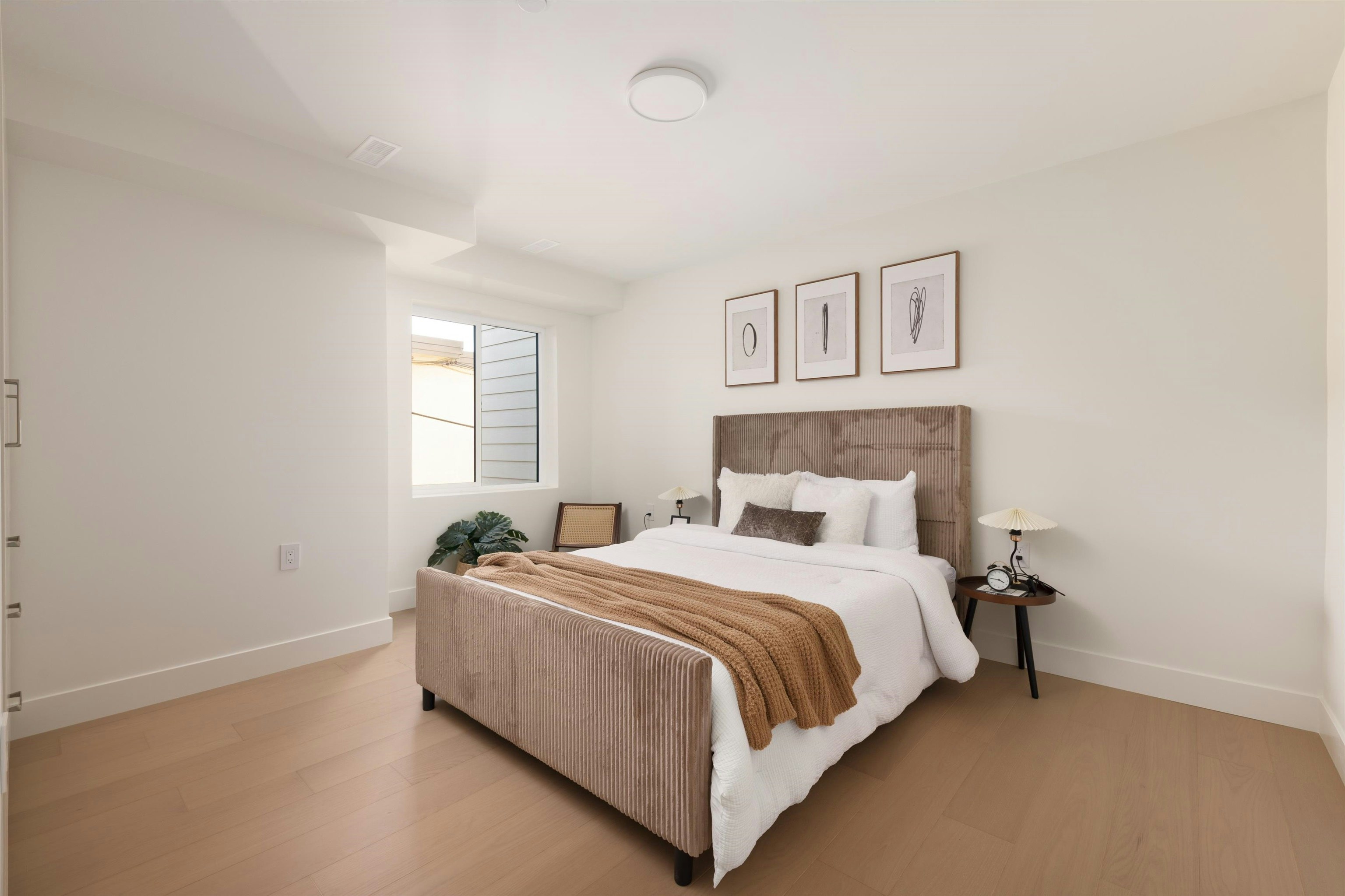 103-1837 E Georgia Street, Vancouver, BC, V5L 2B5 - 24