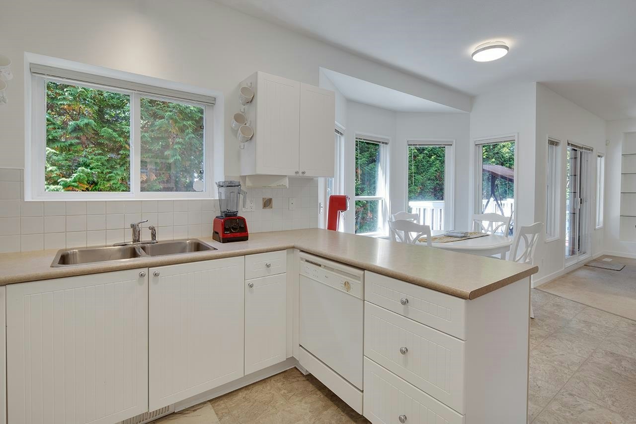 6615 205 Street, Langley, BC, V2Y 2X8