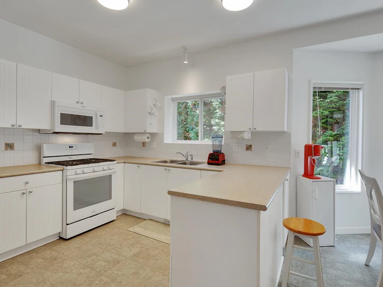 6615 205 Street, Langley, BC, V2Y 2X8 - 9