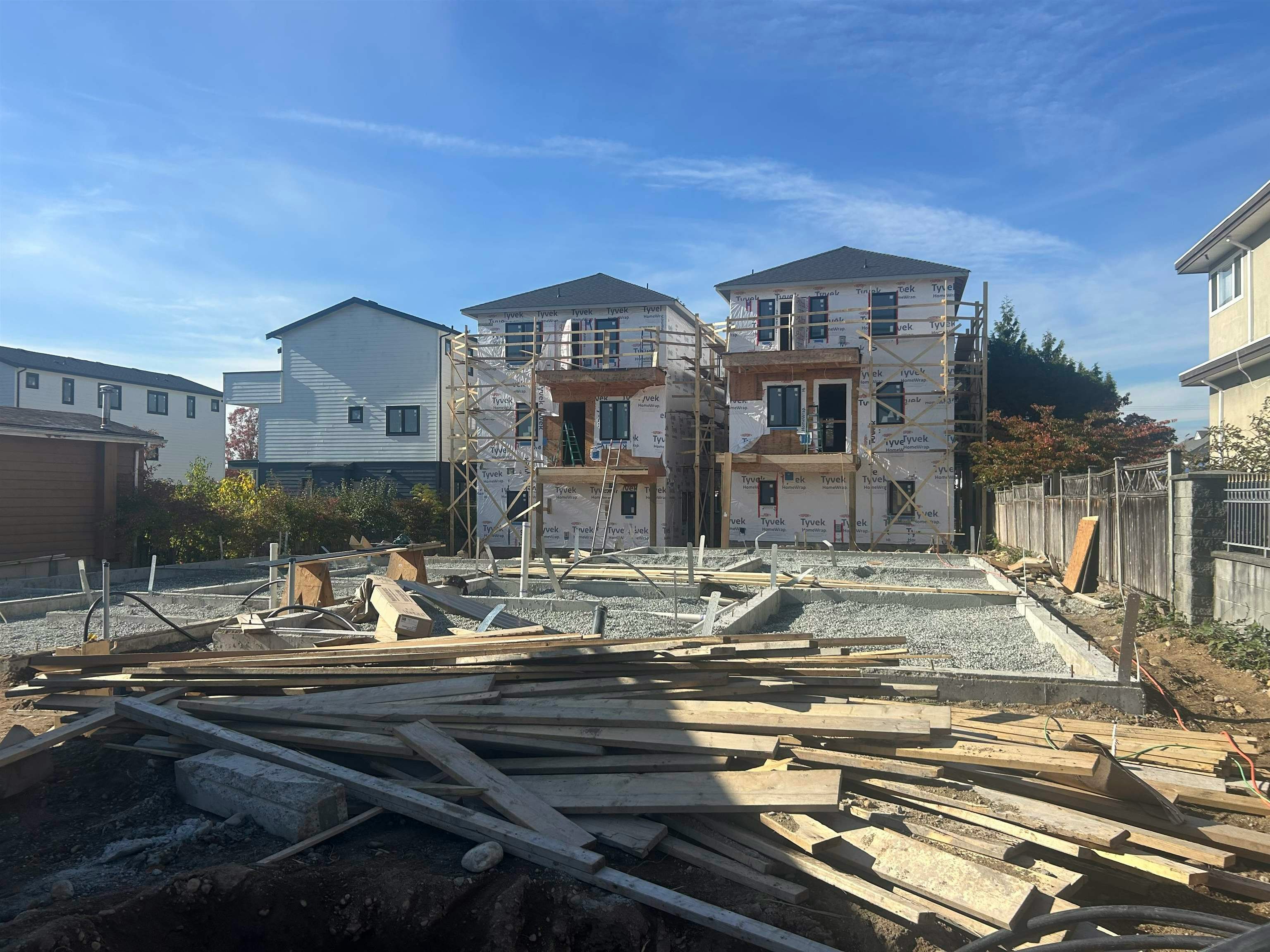 4-7337 Dow Avenue, Burnaby, BC, V5J 3X3