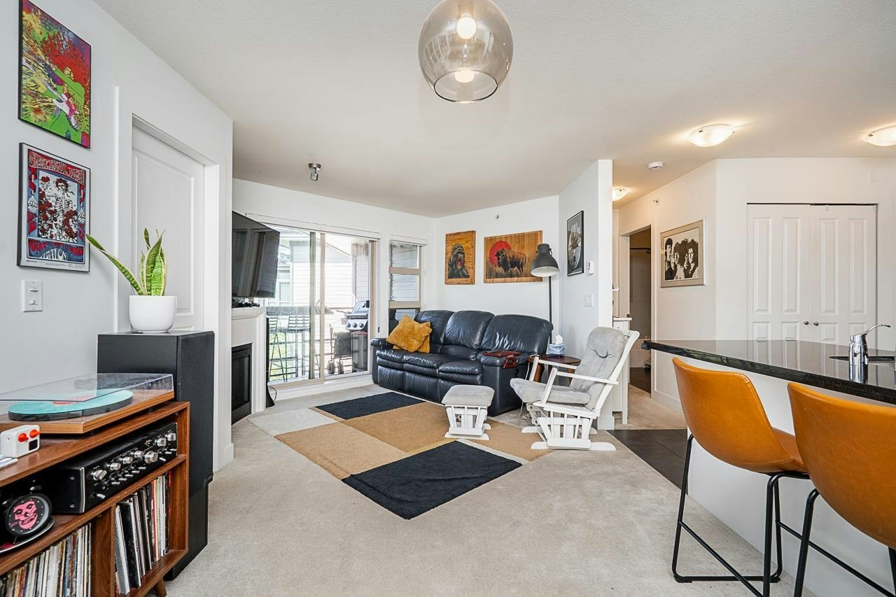 423-738 E 29th Avenue, Vancouver, BC, V5V 0B6