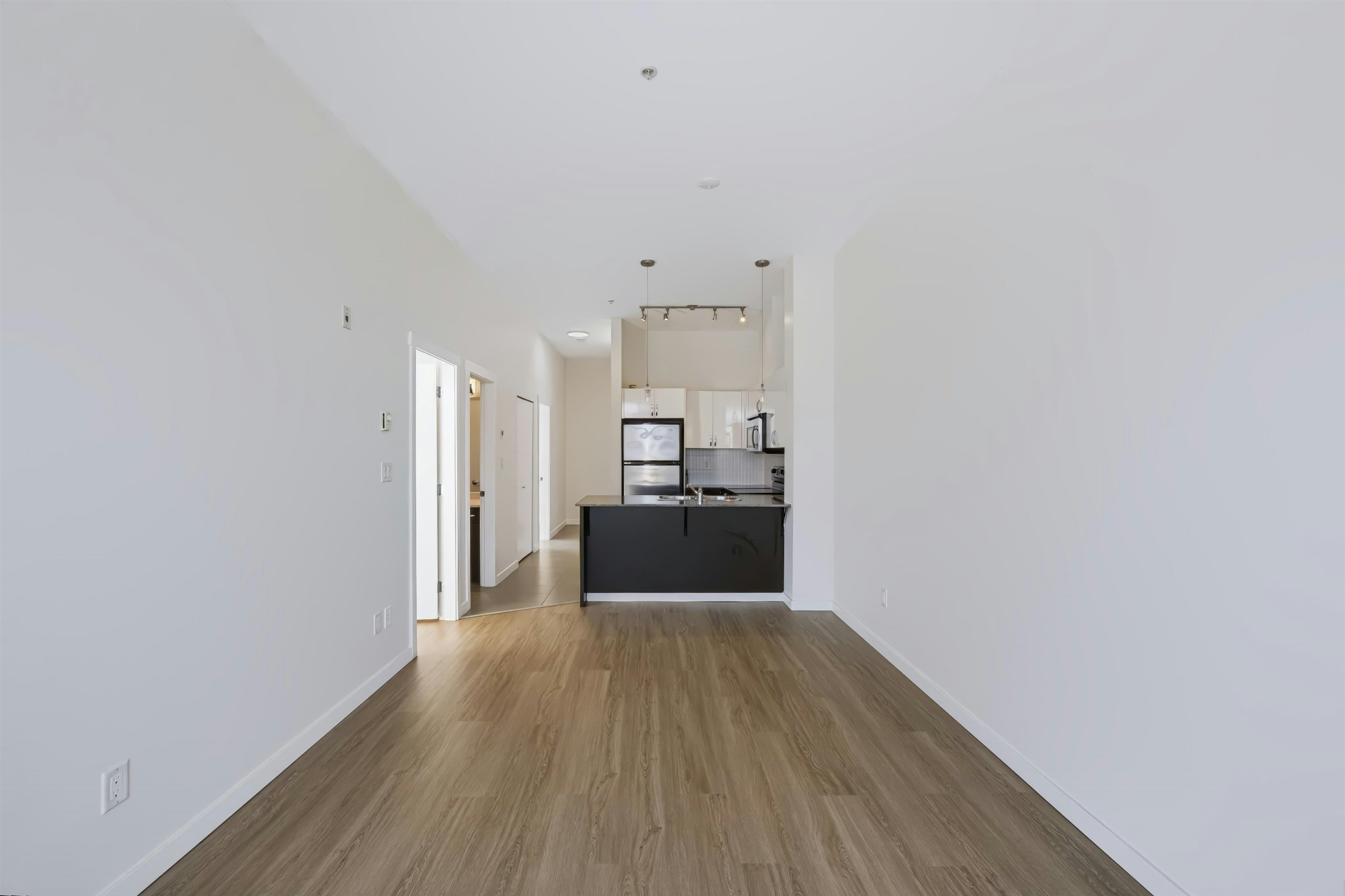 522-13789 107a Avenue, Surrey, BC, V3T 0B8 - 13