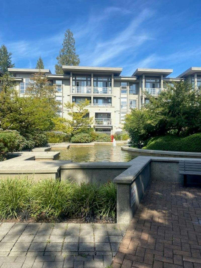 312-9319 University Crescent, Burnaby, BC, V5A 4Y5 - 2