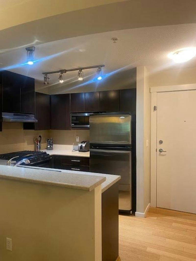 312-9319 University Crescent, Burnaby, BC, V5A 4Y5 - 5