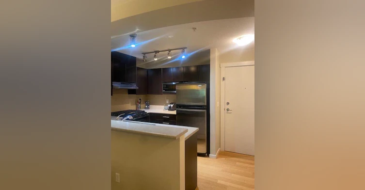 312-9319 University Crescent, Burnaby, BC, V5A 4Y5 - 5