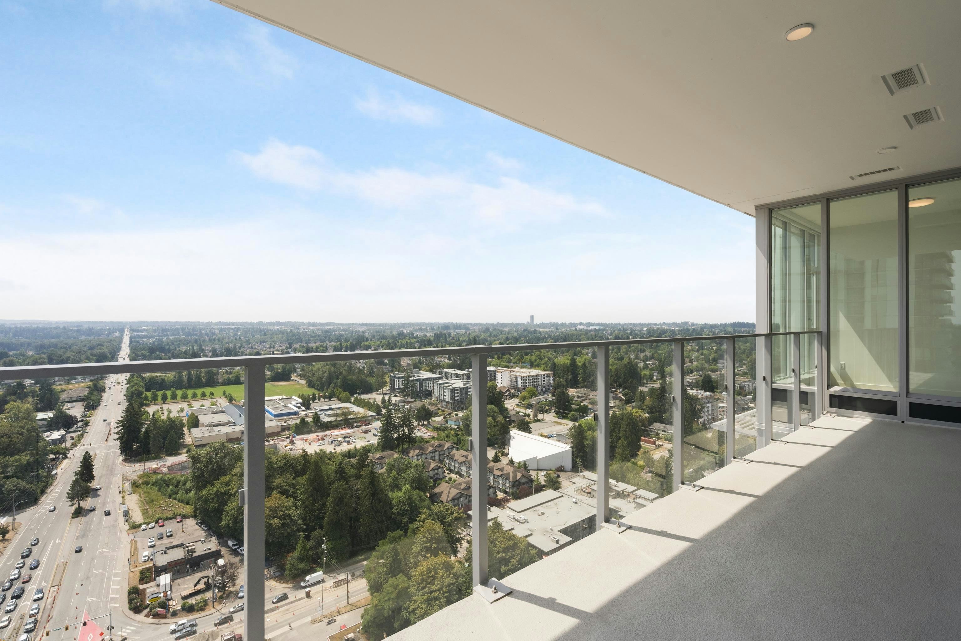 2807-9675 King George Boulevard, Surrey, BC, V3T 0T7 - 32