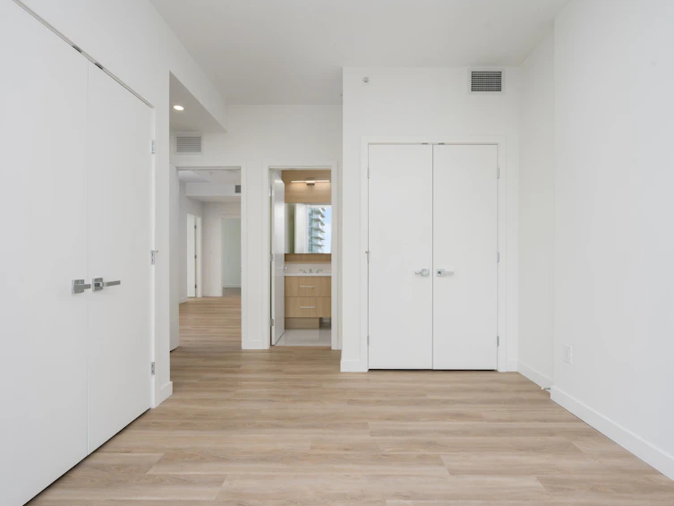 2807-9675 King George Boulevard, Surrey, BC, V3T 0T7 - 17