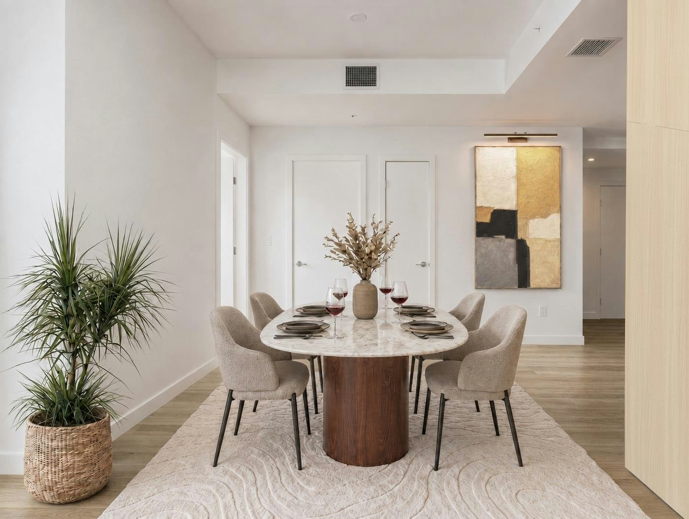 2807-9675 King George Boulevard - 3