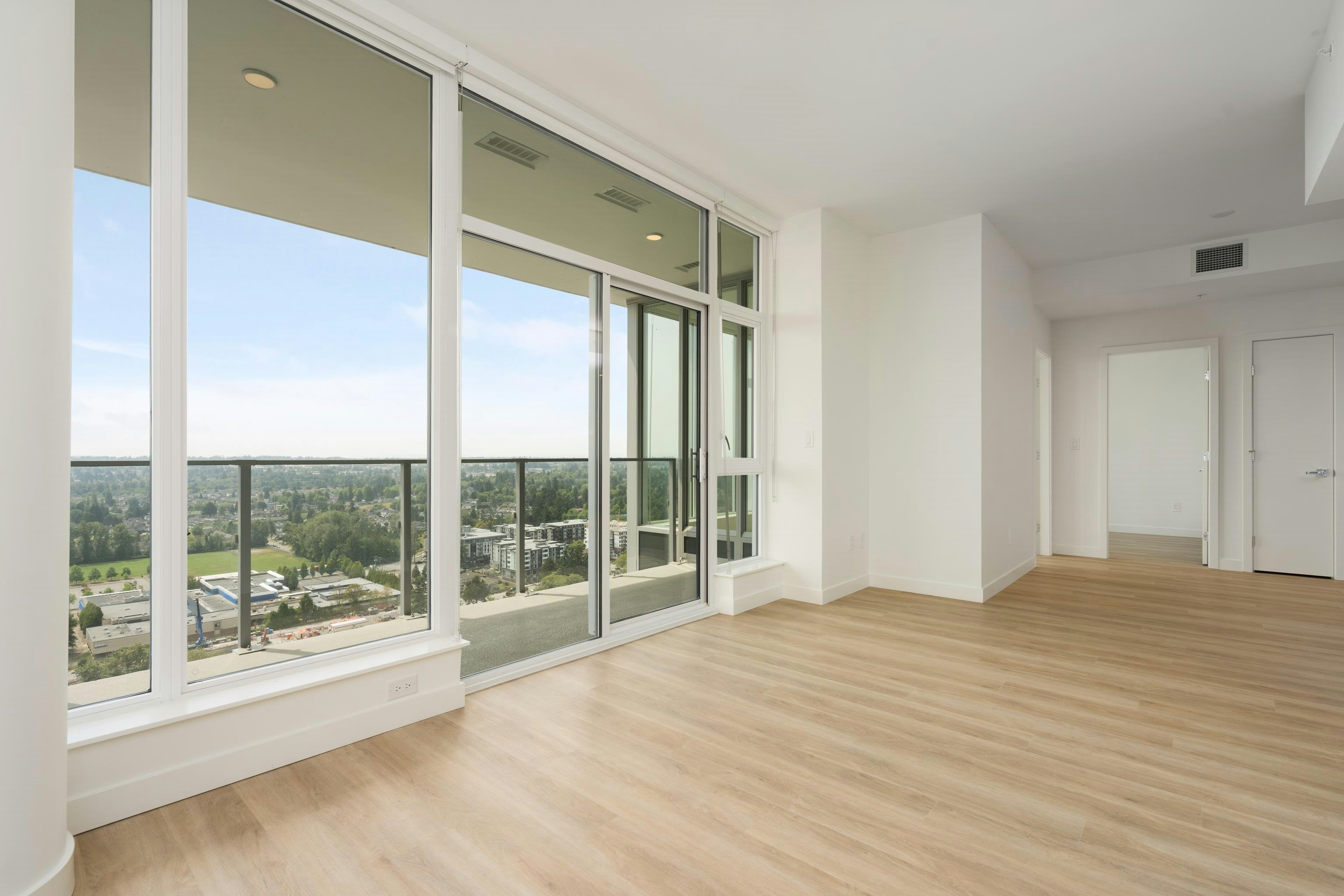 2807-9675 King George Boulevard, Surrey, BC, V3T 0T7 - 21