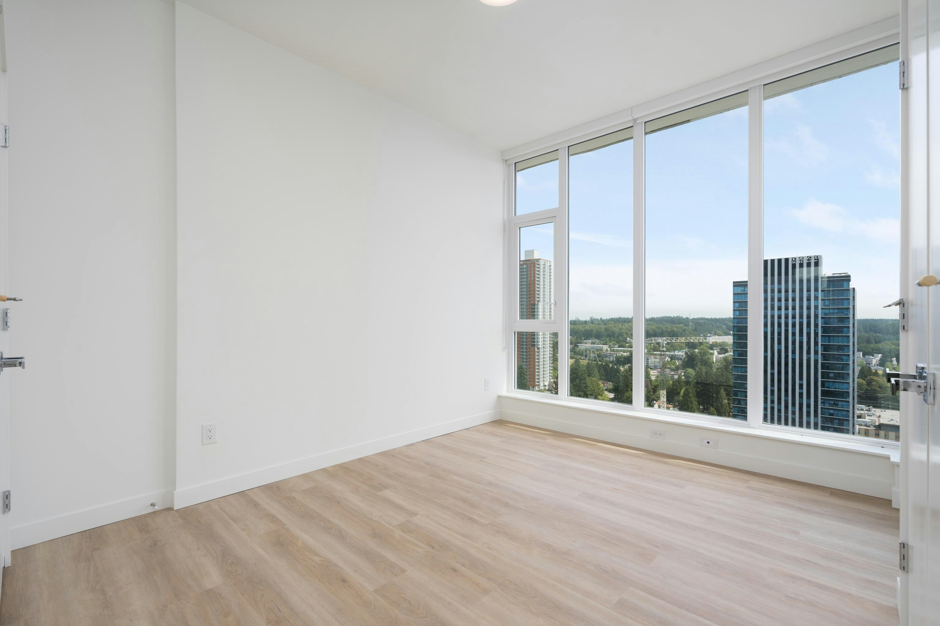 2807-9675 King George Boulevard, Surrey, BC, V3T 0T7 - 15
