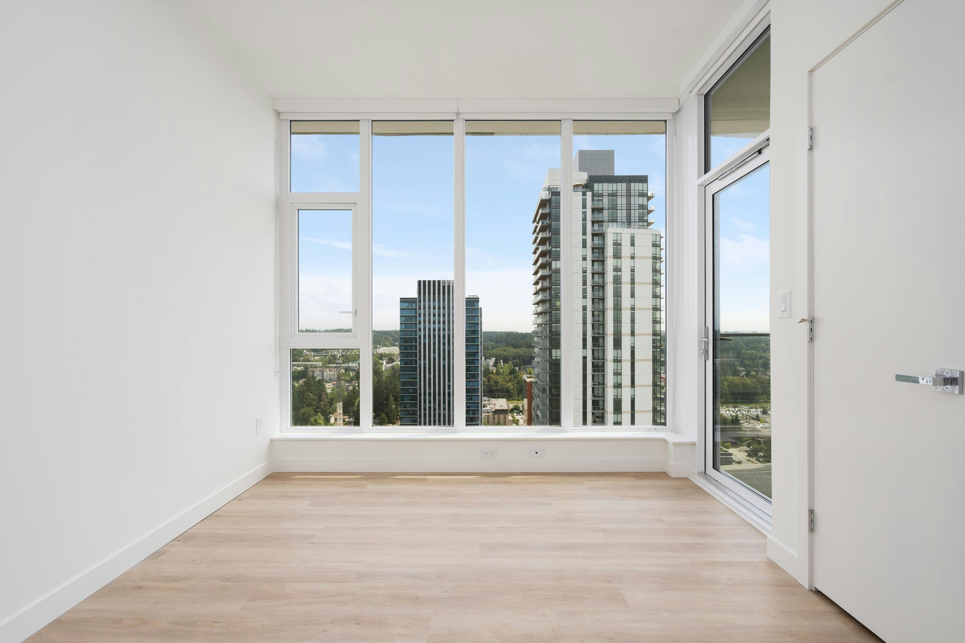 2807-9675 King George Boulevard, Surrey, BC, V3T 0T7 - 16