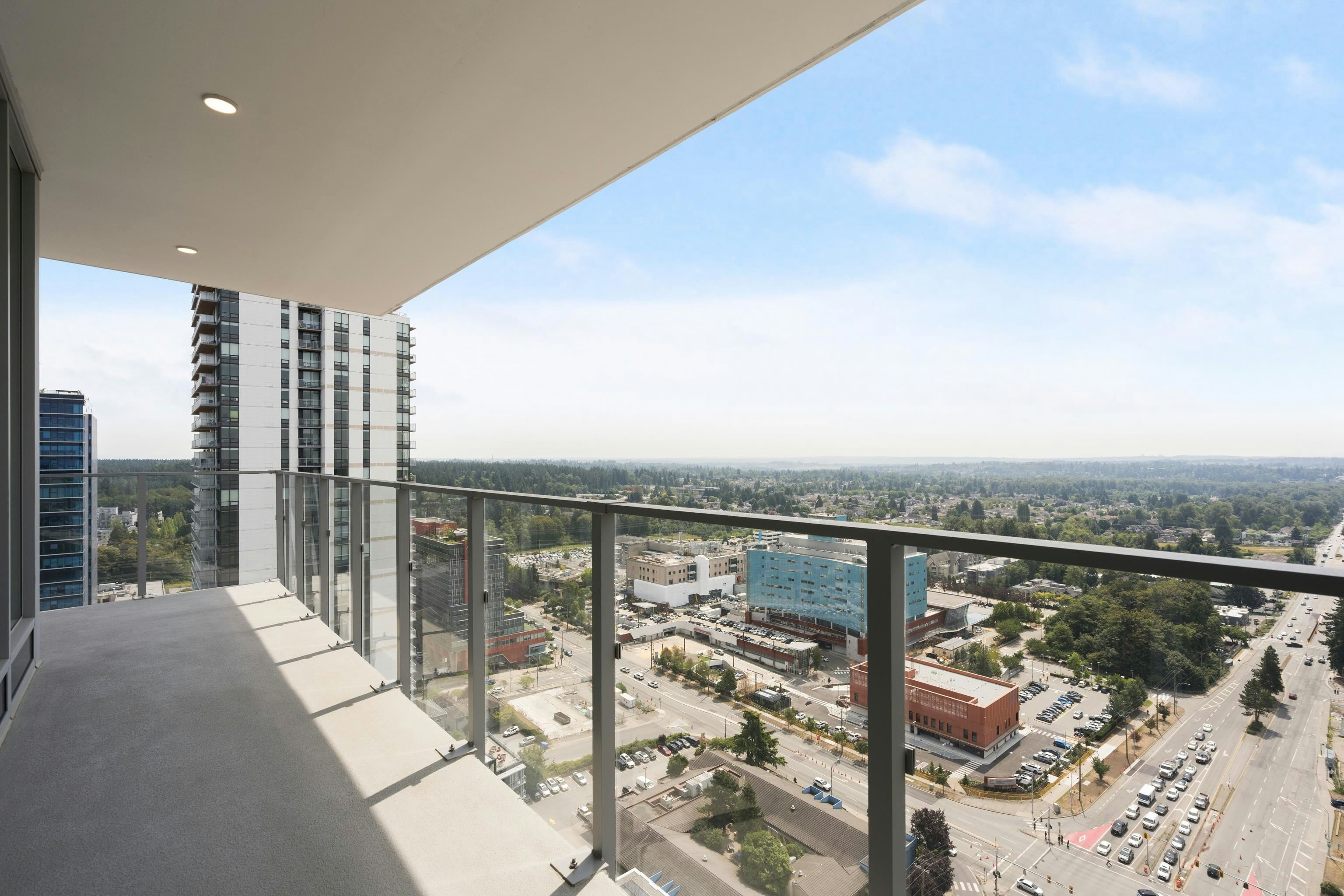 2807-9675 King George Boulevard, Surrey, BC, V3T 0T7 - 28