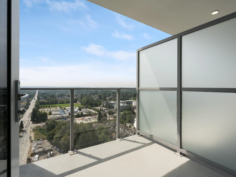 2807-9675 King George Boulevard, Surrey, BC, V3T 0T7 - 11