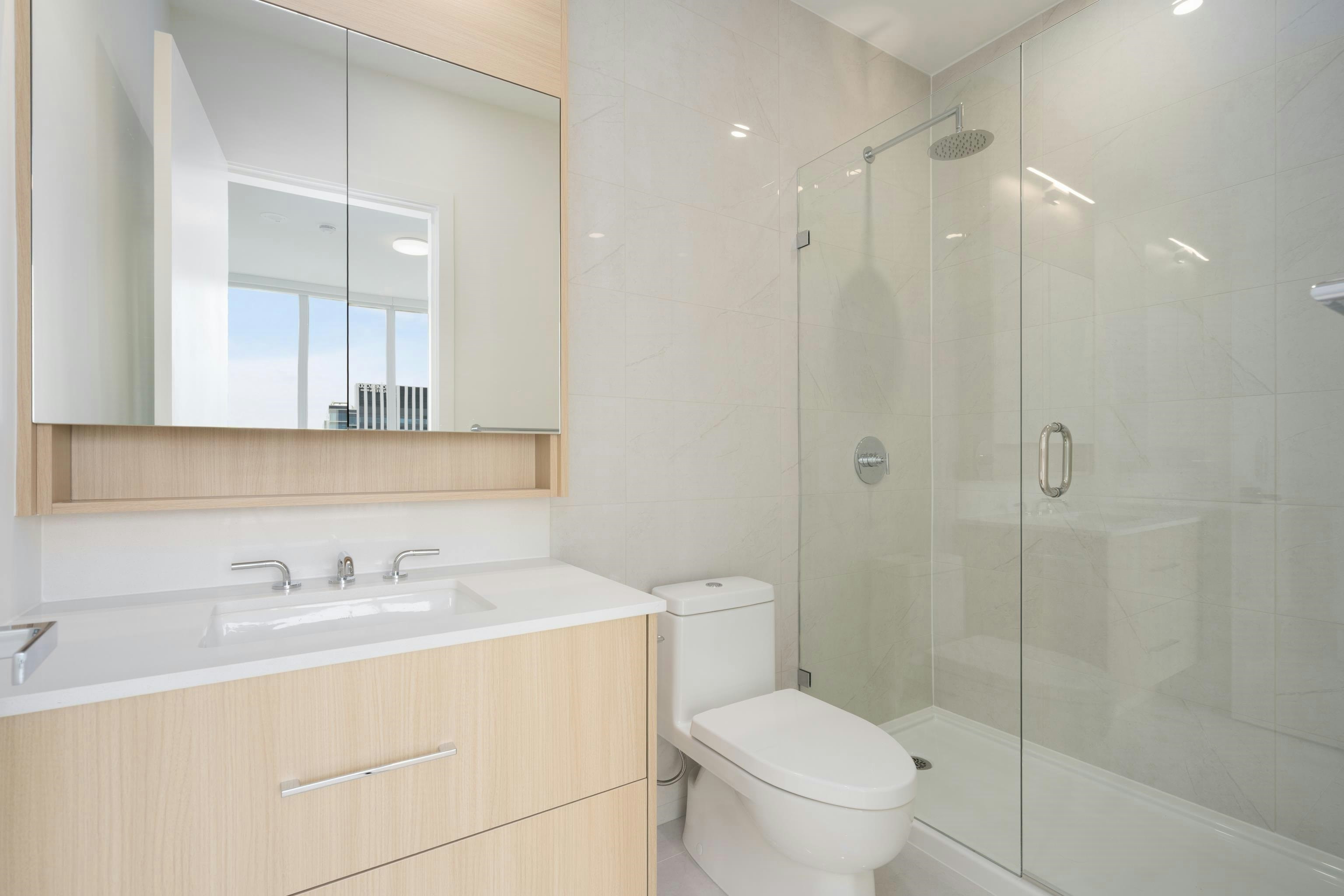 2807-9675 King George Boulevard, Surrey, BC, V3T 0T7 - 18