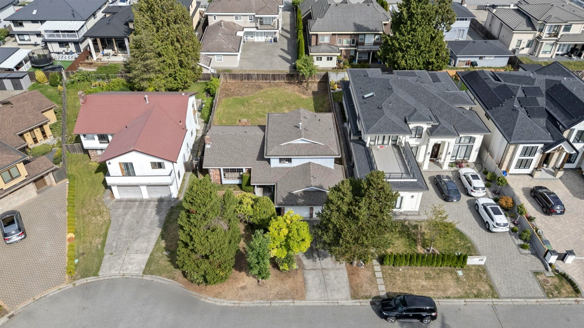 4391 Deerfield Crescent - 5