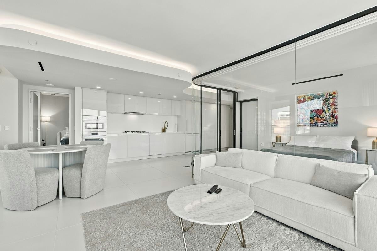 2406-1033 Nelson Street, Vancouver, BC, V6E 0E5 4