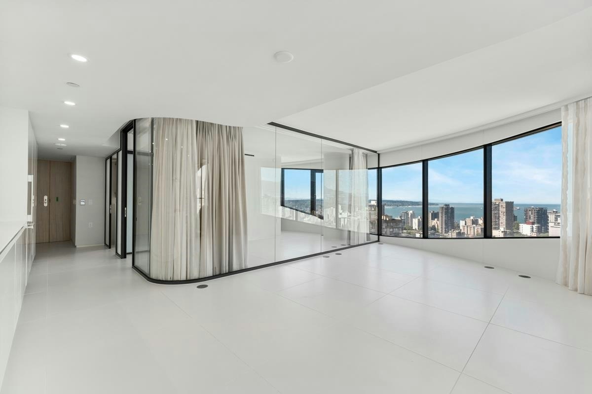2406-1033 Nelson Street, Vancouver, BC, V6E 0E5 - 2