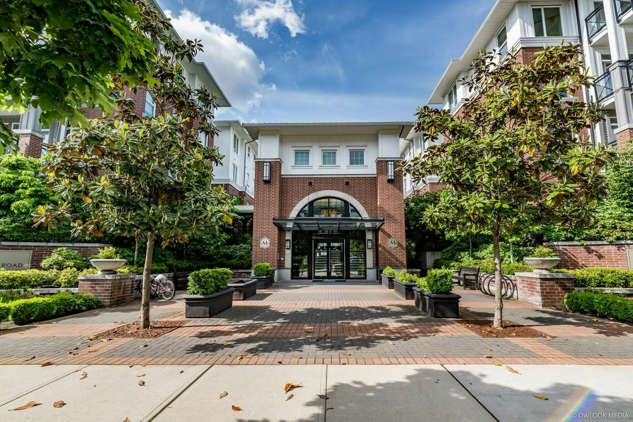 237-9399 Odlin Road, Richmond, BC, V6X 0J6