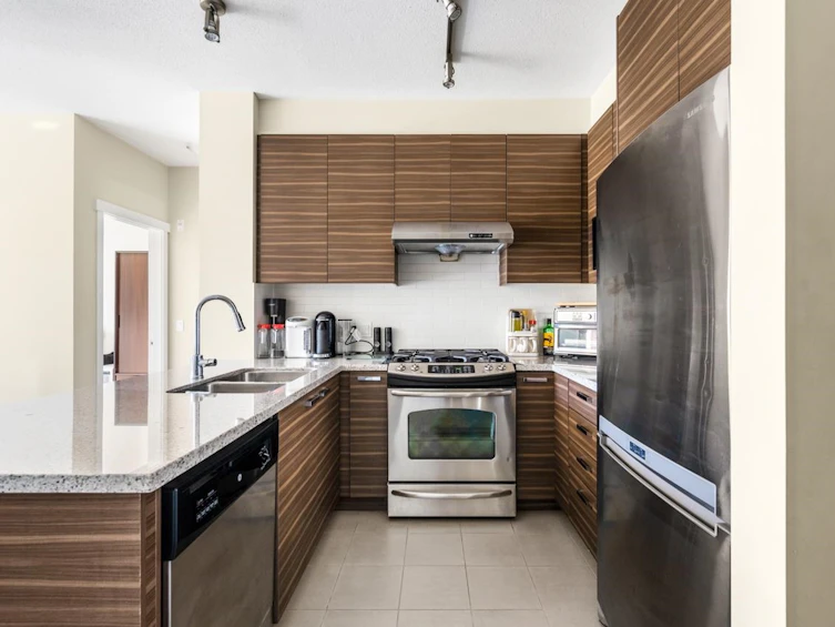 237-9399 Odlin Road, Richmond, BC, V6X 0J6 - 11