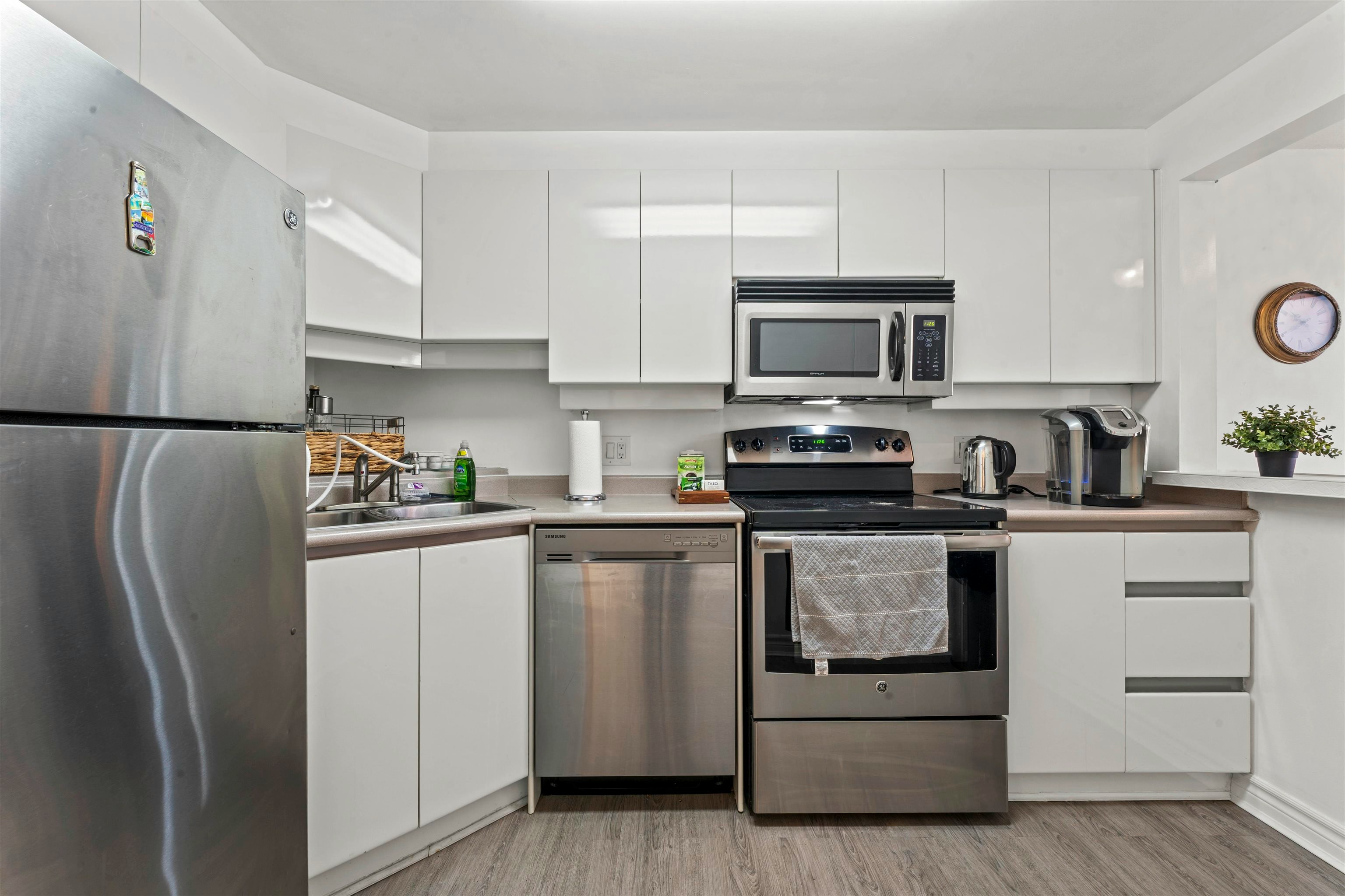 2102-930 Cambie Street - 4