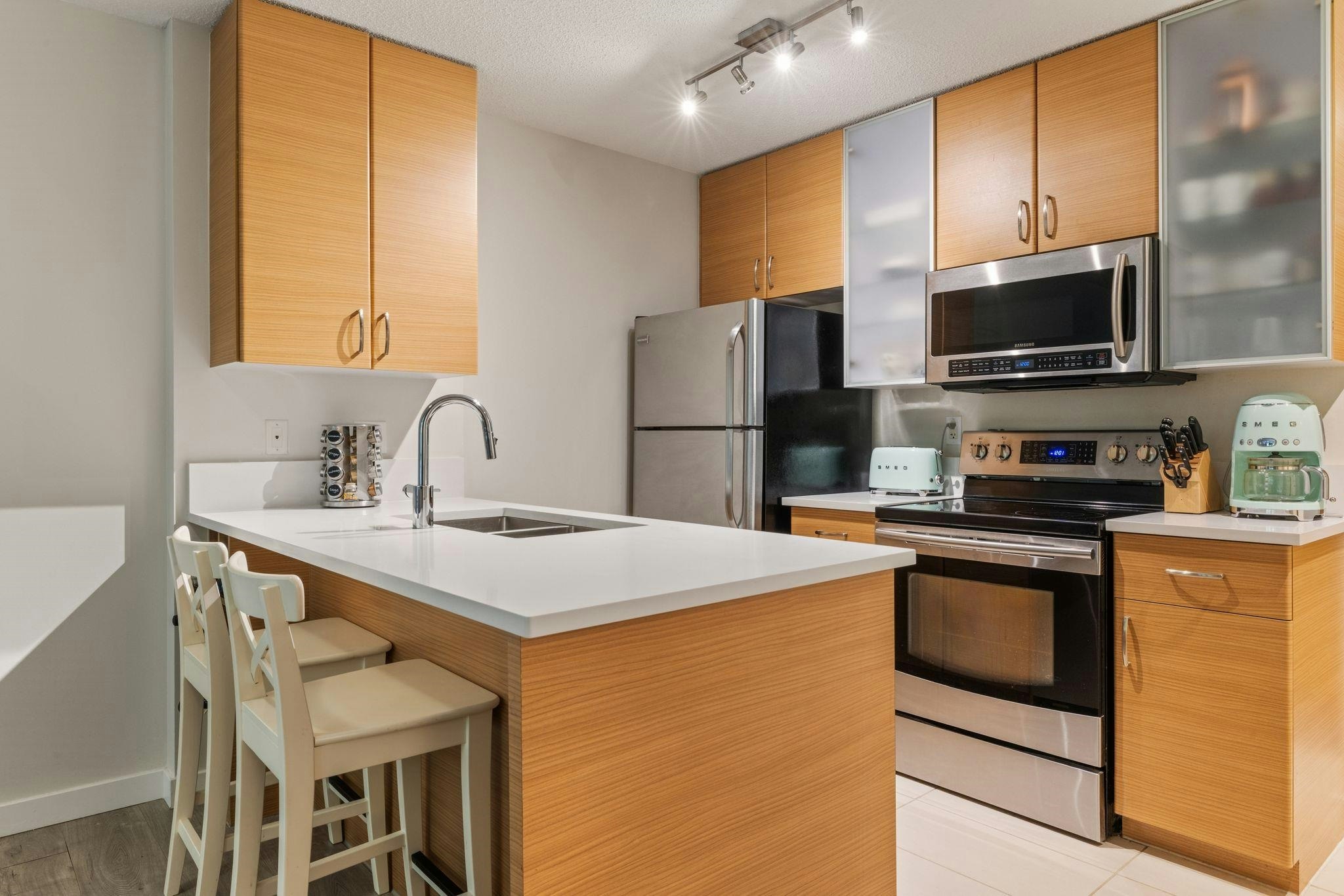 306-977 Mainland Street, Vancouver, BC, V6B 1T2 - 6
