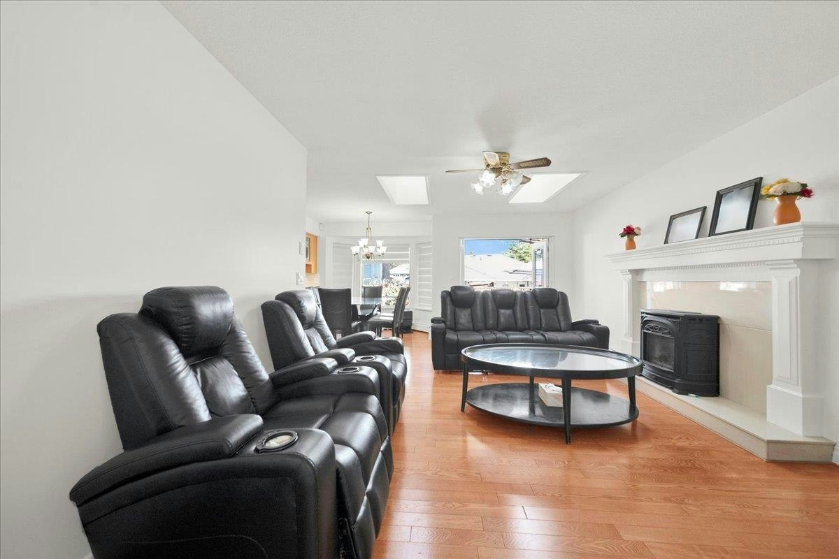15747 92a Avenue, Surrey, BC, V4N 3B1 - 8
