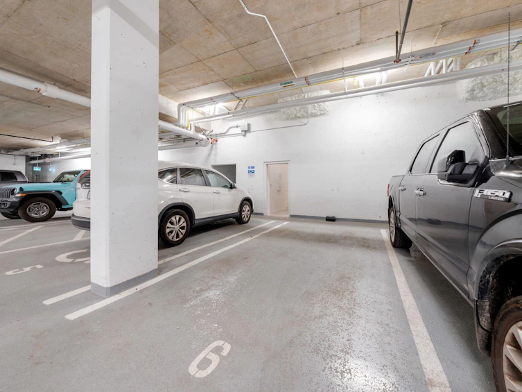127-650 E 2nd Street, North Vancouver, BC, V7L 1E3 - 32