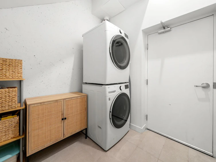 127-650 E 2nd Street, North Vancouver, BC, V7L 1E3 - 22
