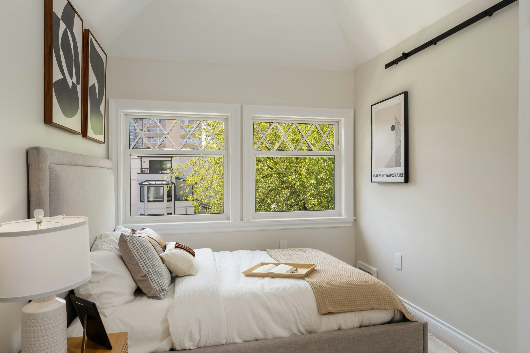 1685 Nelson Street, Vancouver, BC, V6G 1M3 - 27