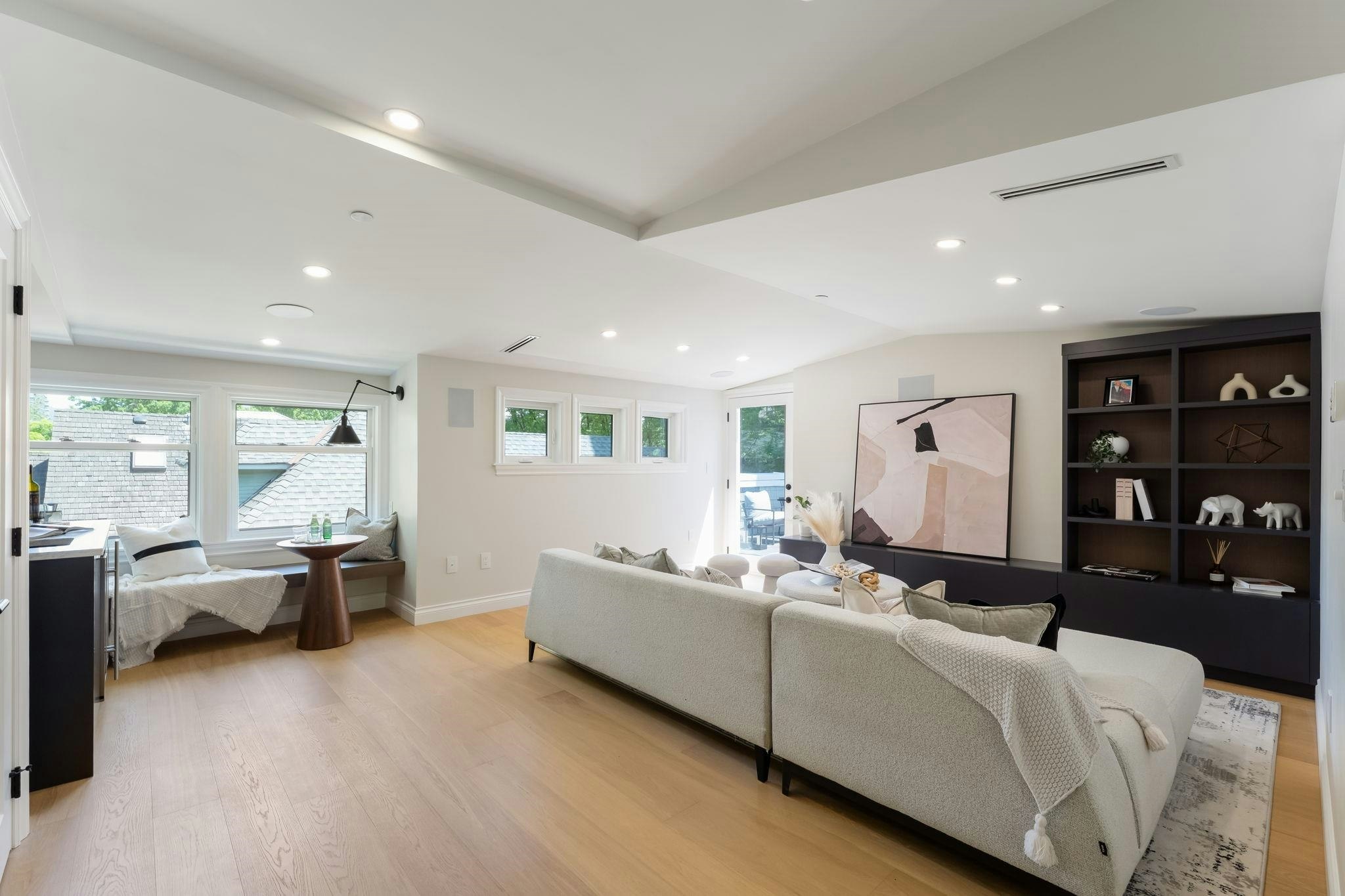 1685 Nelson Street, Vancouver, BC, V6G 1M3 - 30