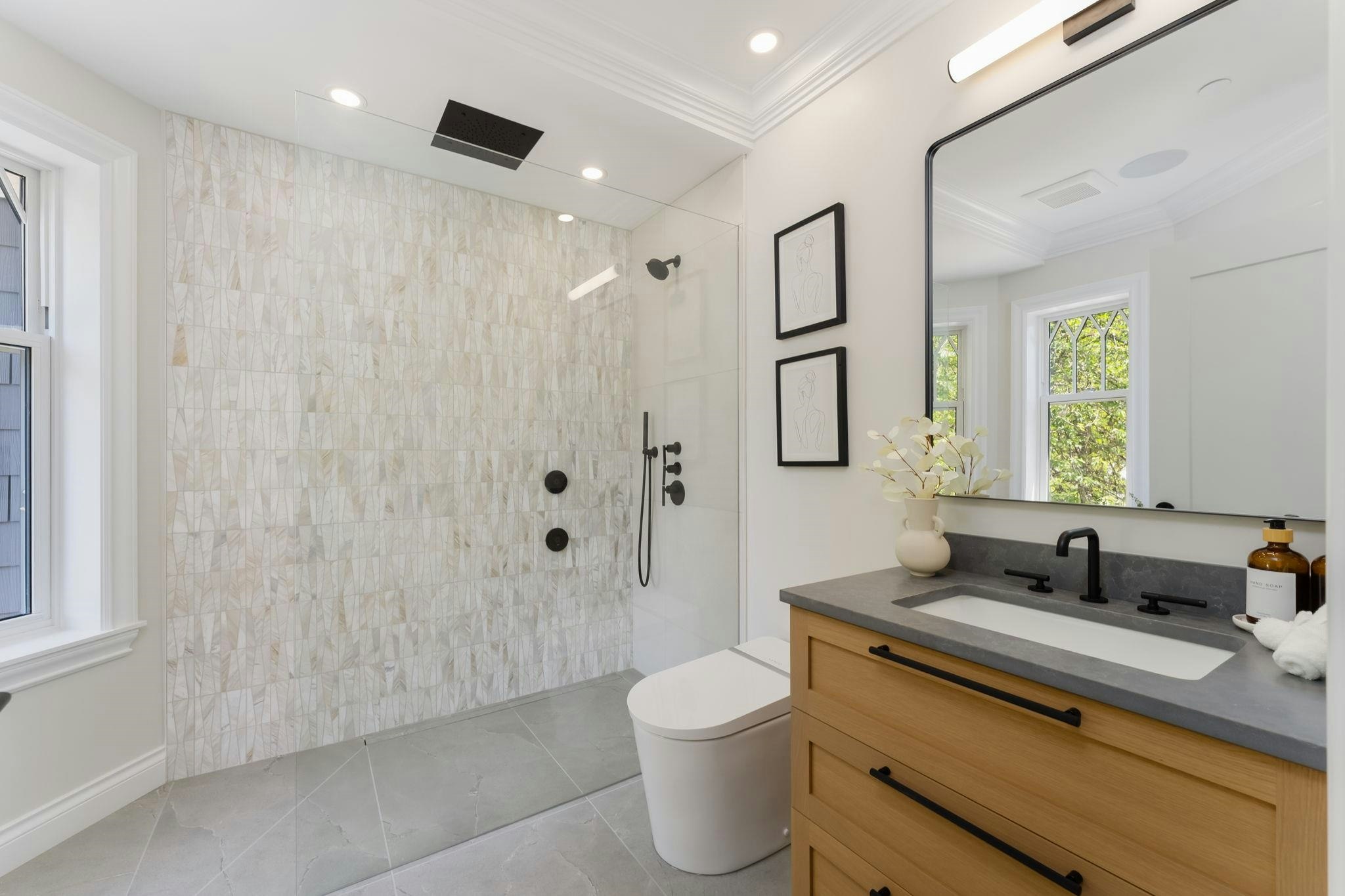 1685 Nelson Street, Vancouver, BC, V6G 1M3 - 22