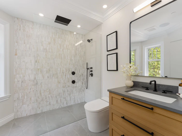 1685 Nelson Street, Vancouver, BC, V6G 1M3 - 22