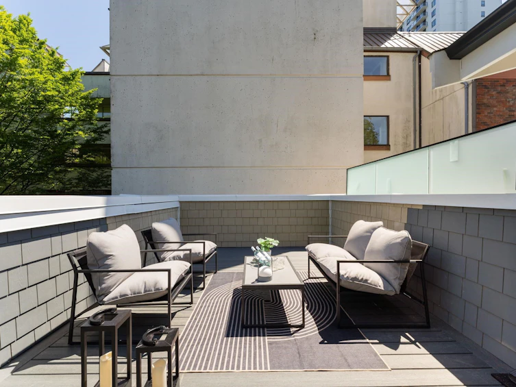 1685 Nelson Street, Vancouver, BC, V6G 1M3 - 36
