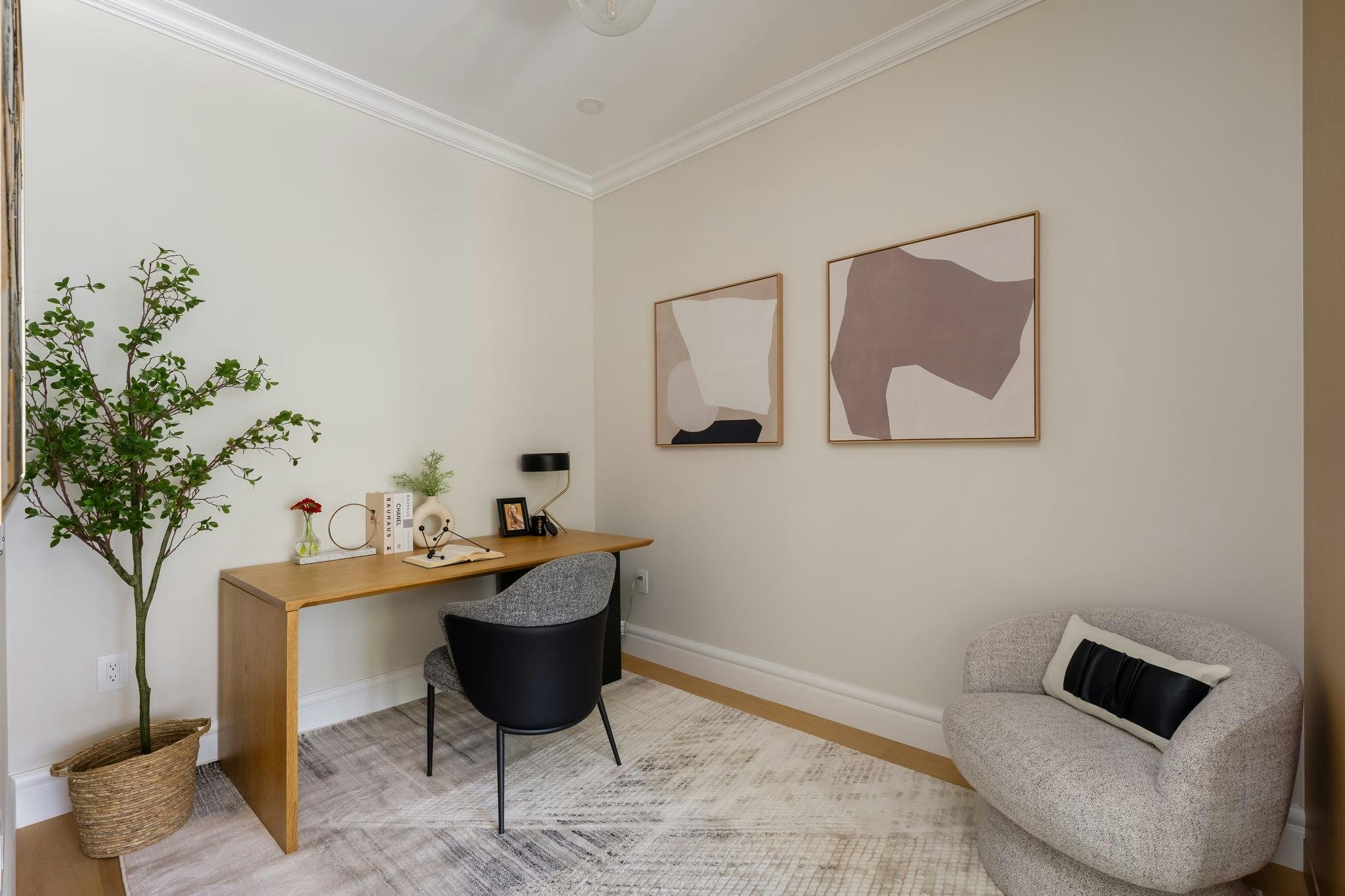 1685 Nelson Street, Vancouver, BC, V6G 1M3 - 9